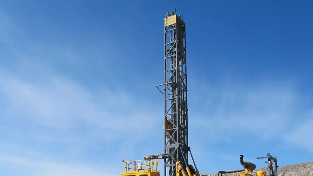 what is rotary drilling rig