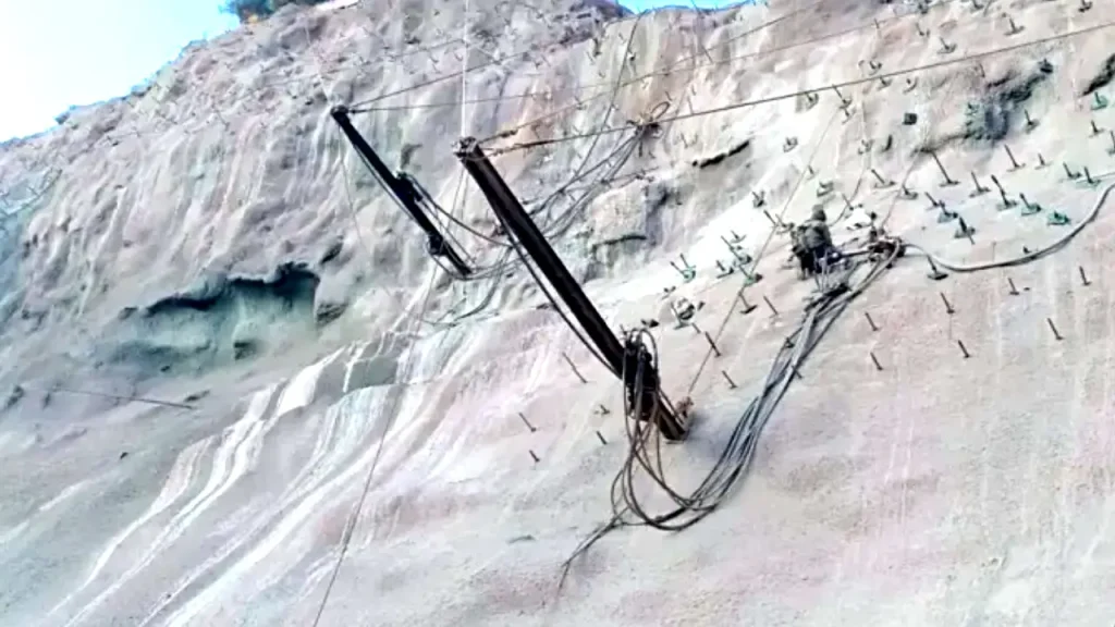 self drilling anchor system for rock stabilization