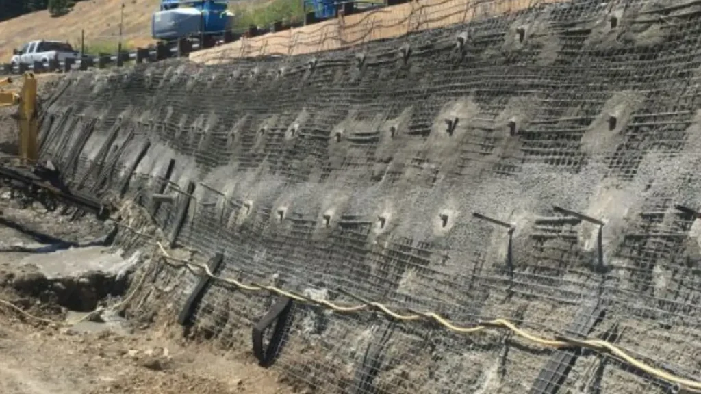 soil nail wall construction process
