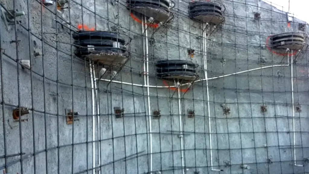 what is the soil nail wall