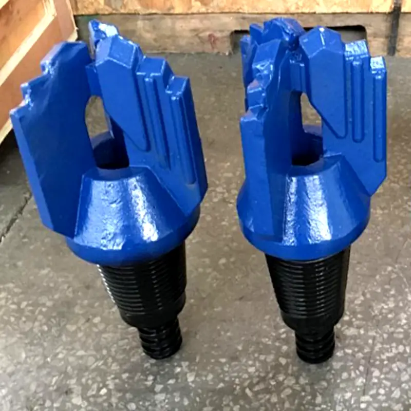 drag bit drilling