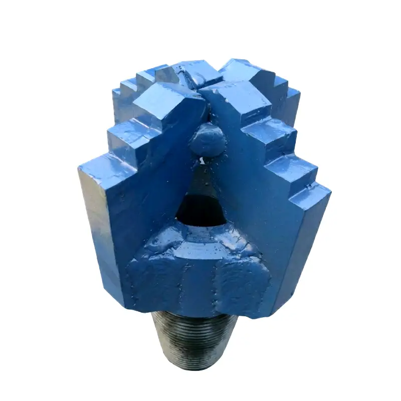 four blade drag drill bit